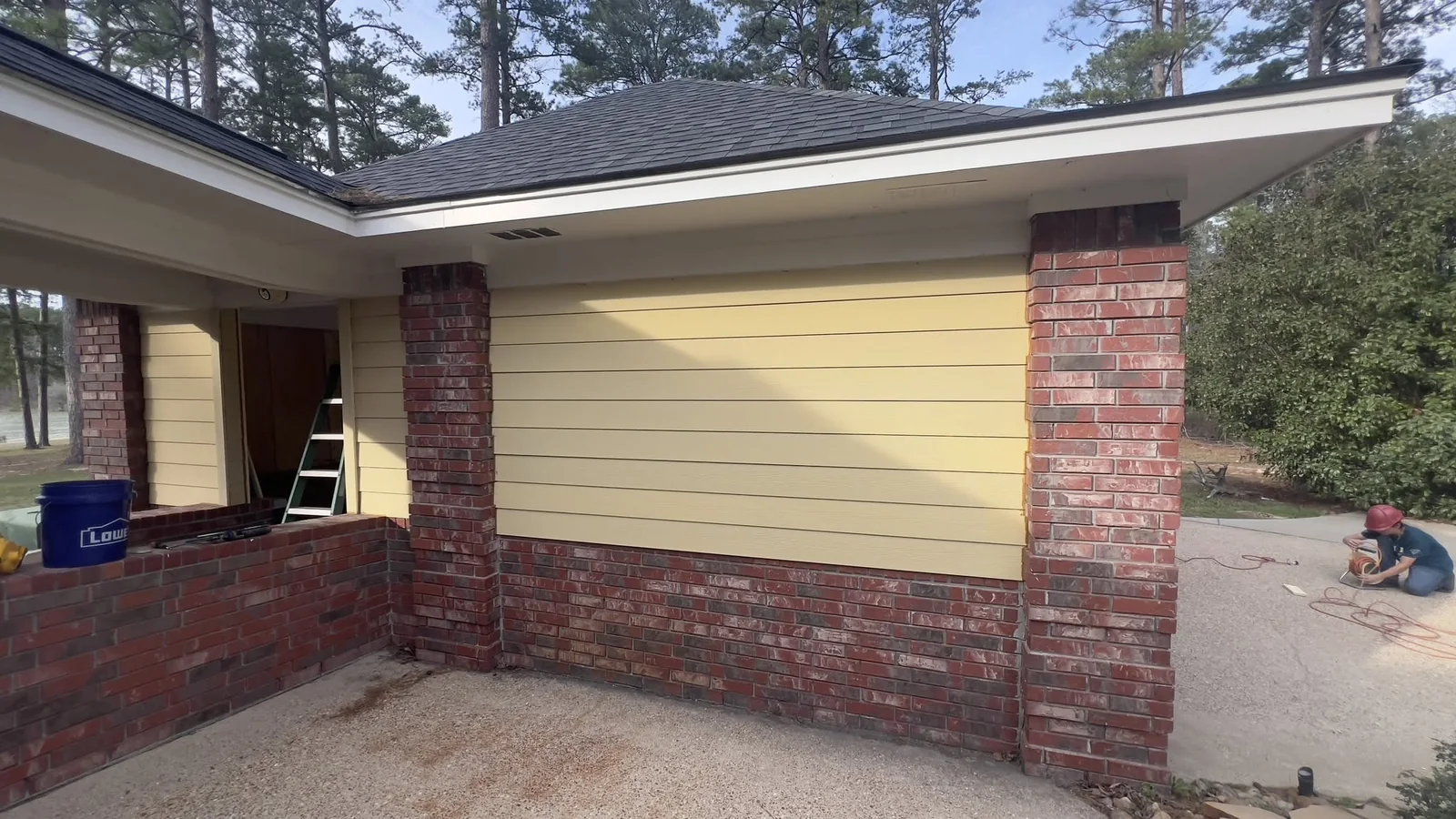 Siding Repair & Installation