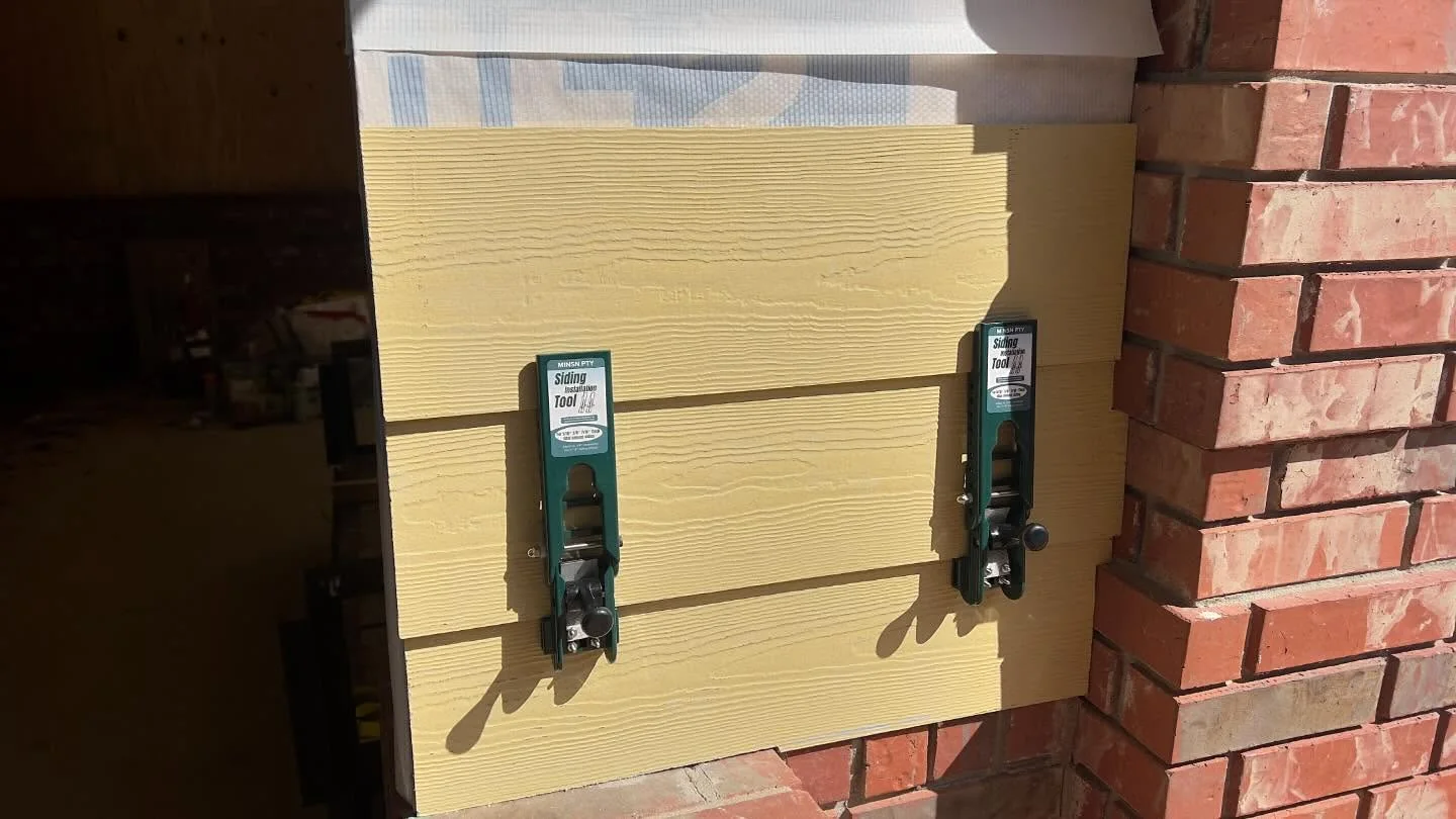 Siding material and setup